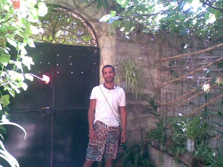 nigro j'aime bien c'est mon frere
